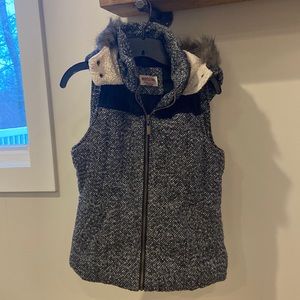 Mossimo Vest, size M